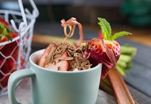 Erdbeer Rhabarber Eis Erdbeereis - www.chefsstuff.de