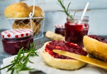 Marmelade selbst kochen | Himbeer | Rhabarber | Johannisbeere | Vanille | Ingwer | Zitronenmelisse Marmelade - www.chefsstuff.de