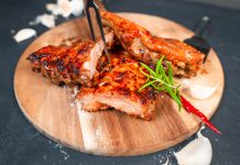 Die perfekten Spareribs auf dem Grill oder im Ofen! Spareribs aus dem Ofen - www.chefsstuff.de